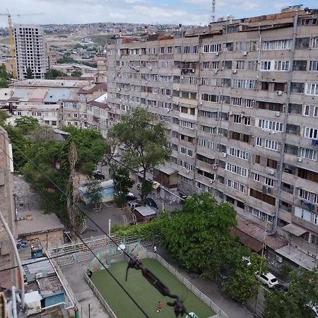 Large Apt Near Republic Square Leilighet Jerevan Eksteriør bilde